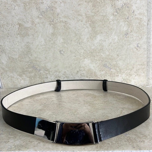 Ellen Tracy Genuine Leather Belt adjustable size 26“-38” - Picture 1 of 8